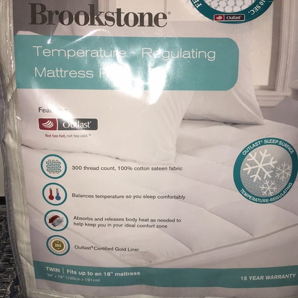 New Brookstone Temp Regulating Mattress Pad Twin - Picture 4 of 8